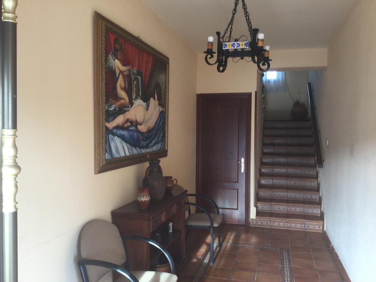 Hostal Carazo Торкемада Экстерьер фото
